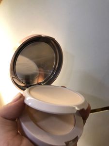 Colors Queen Oil Control Powder