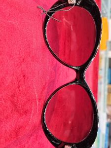 Stylish Cat-Eye Sunglasses