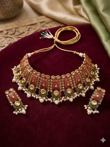 Antique Kundan Choker Necklace Set
