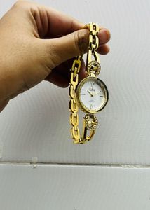 Golden Diamond Watch With Cell