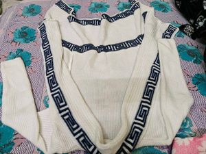 Elegant White Knit Cardigan