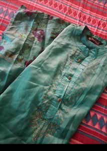 🦚Teal Kurta with Embellishments