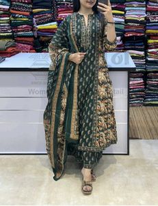 Anarkali Kurta Set Green