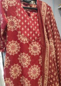 Maroon Printed Kurta Set