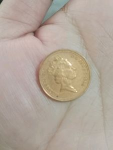British Pound-One Penny Elizabeth II 6 Copper Coin