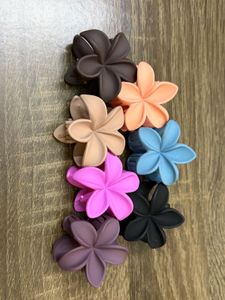 Cute Flower Claw Hair Clips🌸🌼(Set-7)