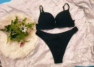 Chic Black Textured Bikini Set