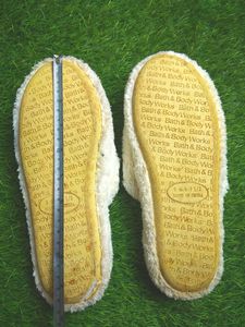 Bath &amp; Body Works Toweling House Slippers FLAWS