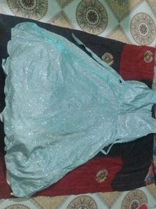 beutiful gown for girls wear