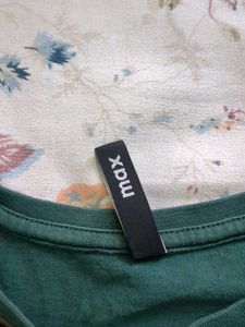 Max striped green tee