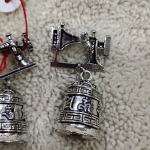 unique  sewing machine design earing