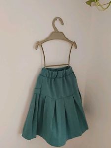Girls' Teal Pleated Skirt and Top