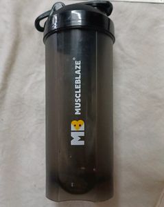 Shaker Bottle