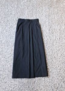 Classic Black Wide-Leg skirt