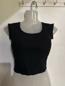 Sleek Black Sleeveless Crop Top