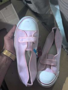Roadster Pink Canvas Sneakers