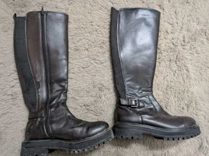 junky boots