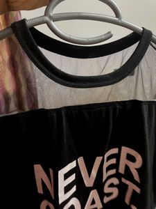Crop Top Size:medium