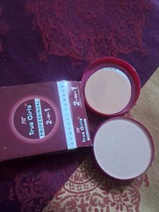 True Girls 2-in-1 Compact Powder