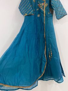 Elegant Teal Embroidered Kurta - Unused