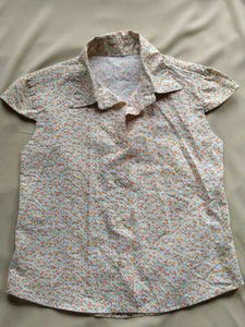 Cute Floral Print Button-Up Shirt