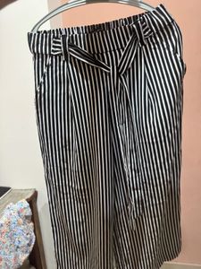 zara Trafaluc Black &amp; White Stripped Wide Leg Culo