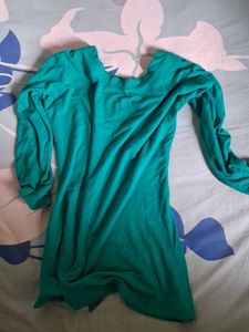 Green Long Sleeve Top