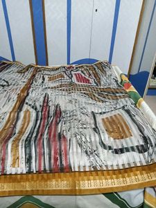 Abstract Print Saree