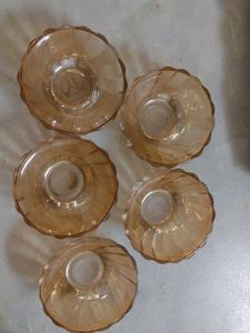 Set of 5 Amber Glass Bowls ( Vintage)