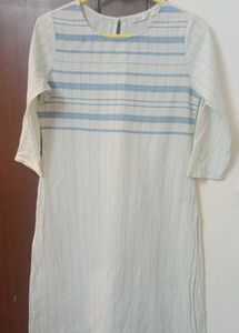 MAX White Women Striped Straight Kurta-M