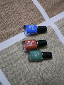 Combo Of Blue Heaven Eyeliners In Different Colour