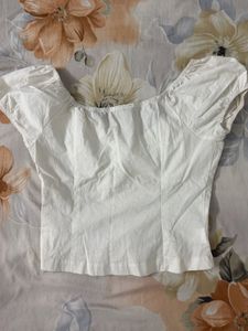 Chic White Puff Sleeve Crop Top