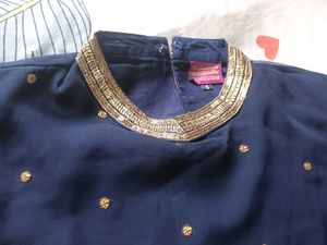 Elegant Navy Blue Kurta Set with Golden Embellishm