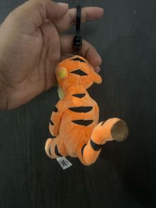 plush Tigger keychain featuring soft