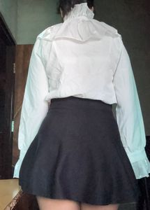 White pleated ruffle shirt