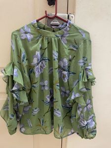 Floral Ruffle Sleeve Top