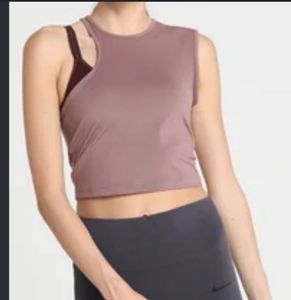 Nike workout top L size