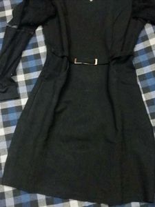Chic Black Midi Dress with Unique Sleeves