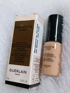 Guerlain foundation mini 5 ml ♥️💕