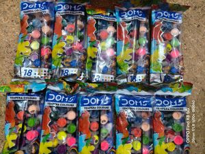 NEW sealed pack Of 10 Doms Tempera Colours - 18
