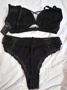Elegant Black Lace pushup Bra &amp; Panty Set