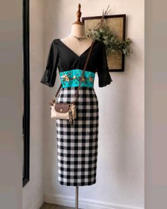 Chic Black & White Gingham Skirt and Vintage Blous