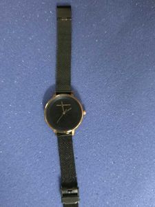 Elegant Black Mesh Strap women Watch
