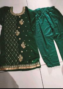 Green Colour Suit With Dupatta
