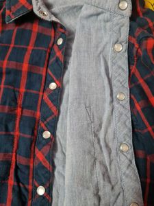 2-in-1 Reversible Cotton Chambray Shirt