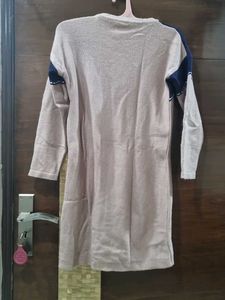 Stylish Two-Tone Knit Dress