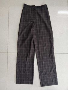 Chic Plaid Trousers