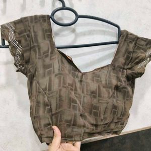 brown 🤎 dimond work saree with padded blouse