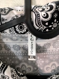 Retro Black &amp; White Patterned Shirt