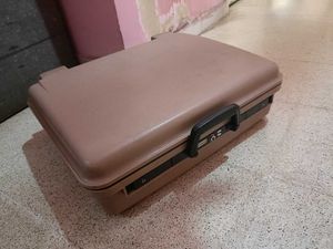 Strong Sturdy Storage Suitcase